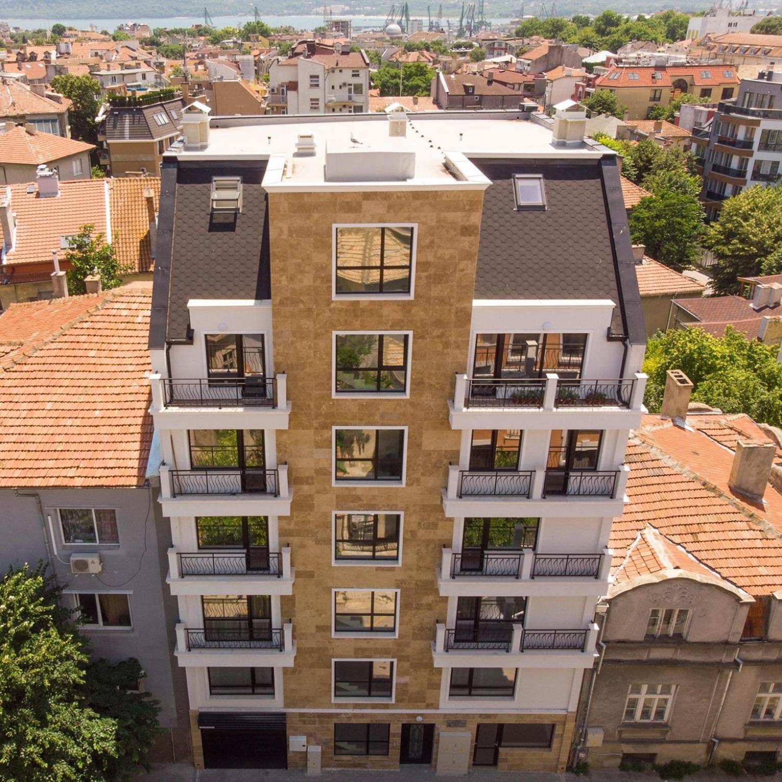 La Familia Apartments Warna Exterior foto