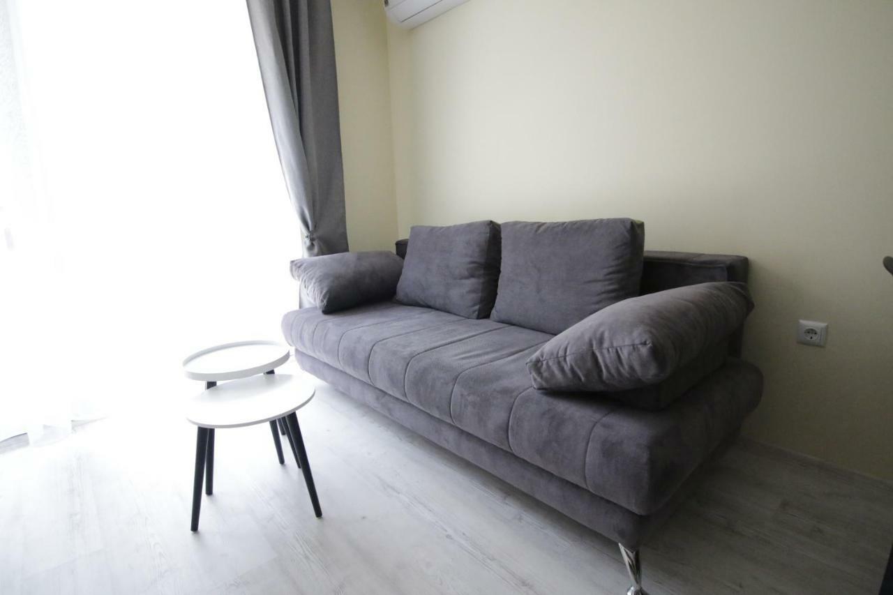 La Familia Apartments Warna Exterior foto